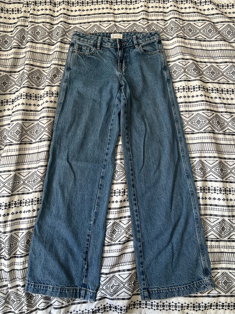Wide-Leg Low-Rise Jeans in Classic Blue Pacsun